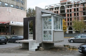 Prezentare Chiosc & Interventii3 – Vladimir US, Oberliht (MD), Fabrica de Pensule