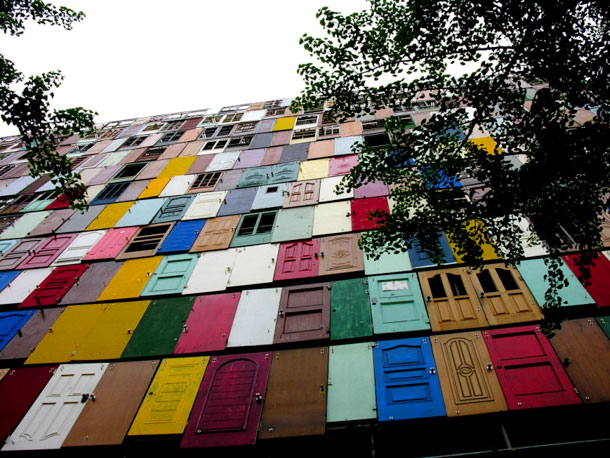 1,000 Door Building by Choi Jeong-Hwa