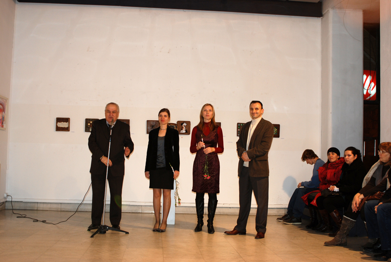 Dorothea Maria Mircea si Laura Teculescu Mitologii personale @ Galeria Helios, Timisoara  (11)