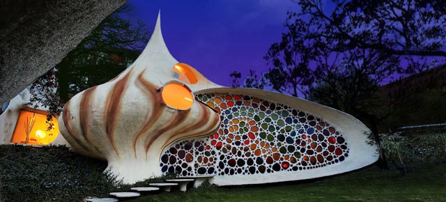 Nautilus: Giant Seashell House