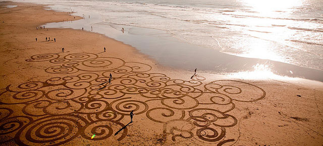 Incredible Sand Drawings by Andres Amador