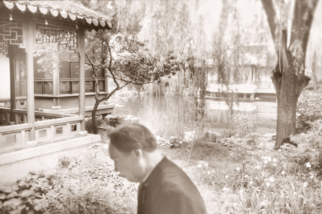 01_Impersonating_Mao