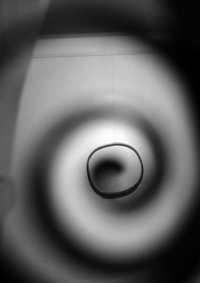 absente incercuite - maxim dumitras - artyourself foto lucian muntean 03