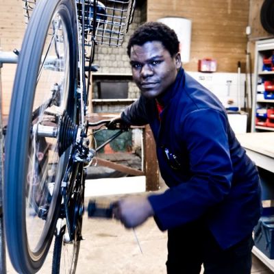 La Fabrique de l’image – Photographies de Max Jacot – Portraits pour un quartier