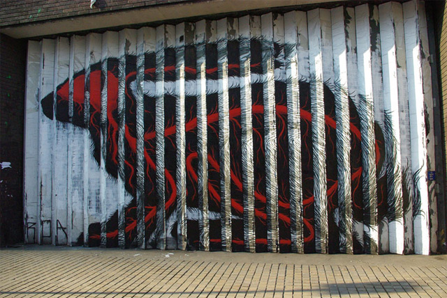 Lenticular Street Art by Roa
