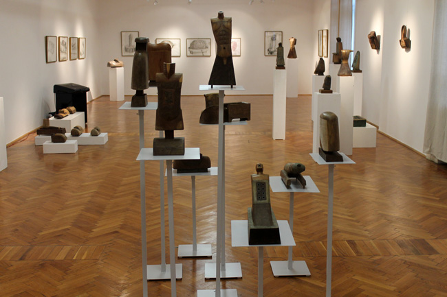 Rudolf Kocsis, „Urme 50” @ Muzeul de Artă Arad, imagini