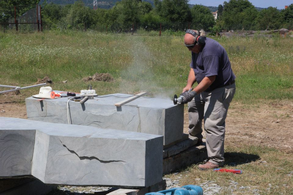 sculptura andezit caransebes 2013 008