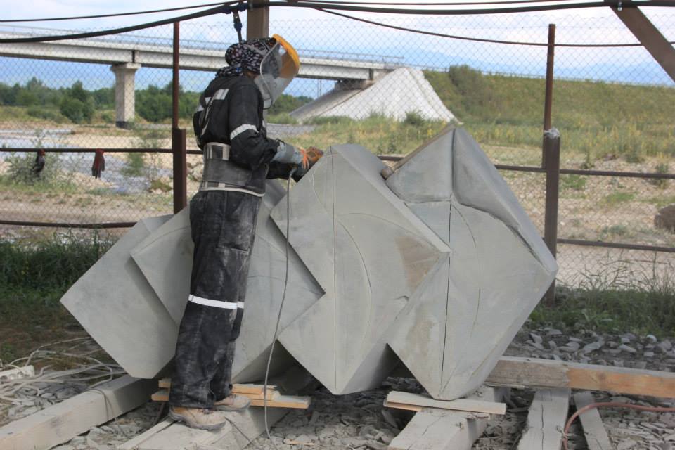 sculptura andezit caransebes 2013 061