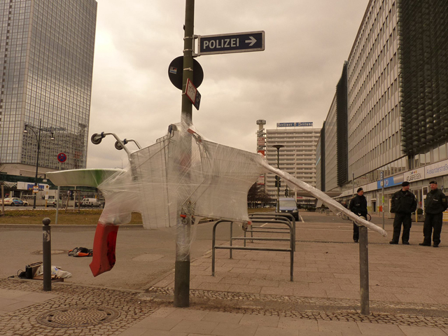 Guerilla Street Artists Make Cling Wrap Sculptures in Berlin (2)