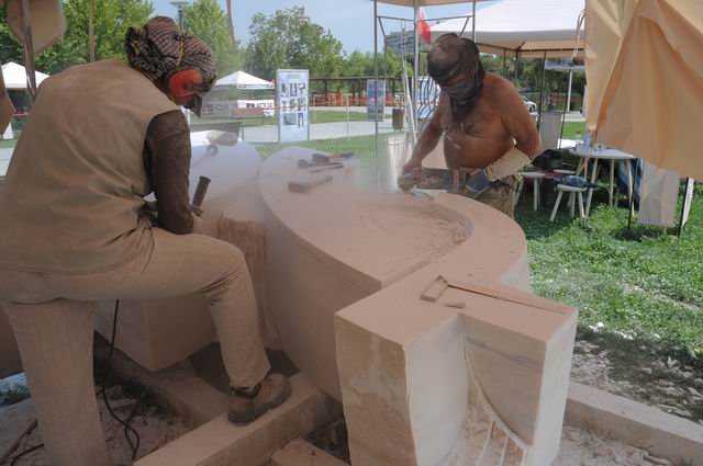 Resize of carmen tepsan - tabara sculptura mileniului 3 - parc titan LM_0022
