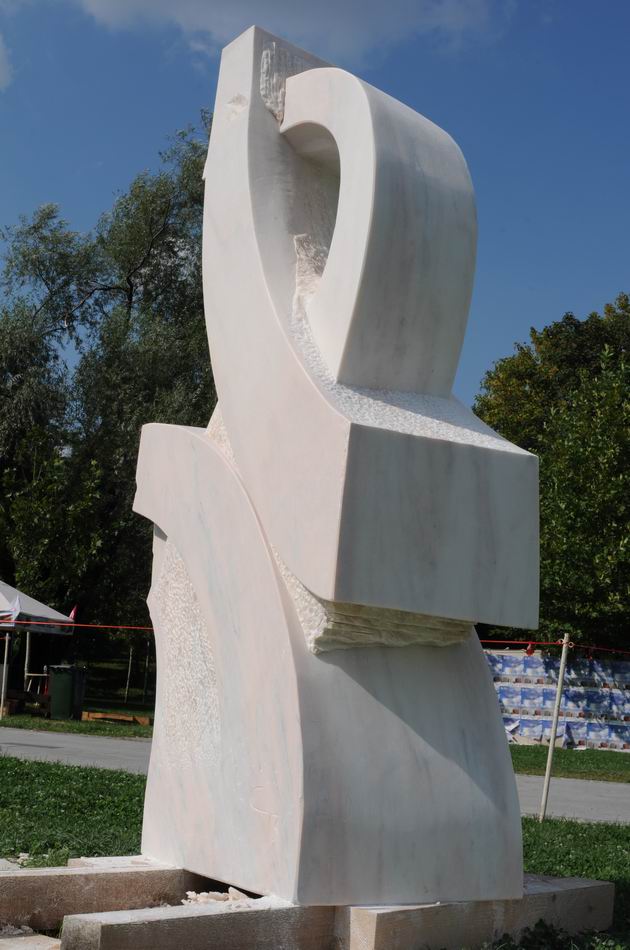 Resize of carmen tepsan - tabara sculptura mileniului 3 - parc titan LM_0224
