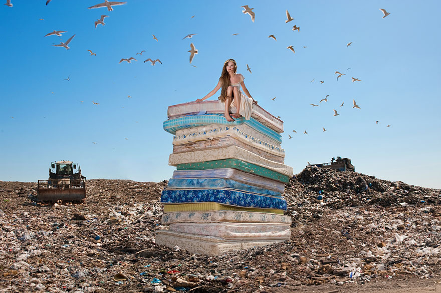 fallen-princesses-dina-goldstein-6