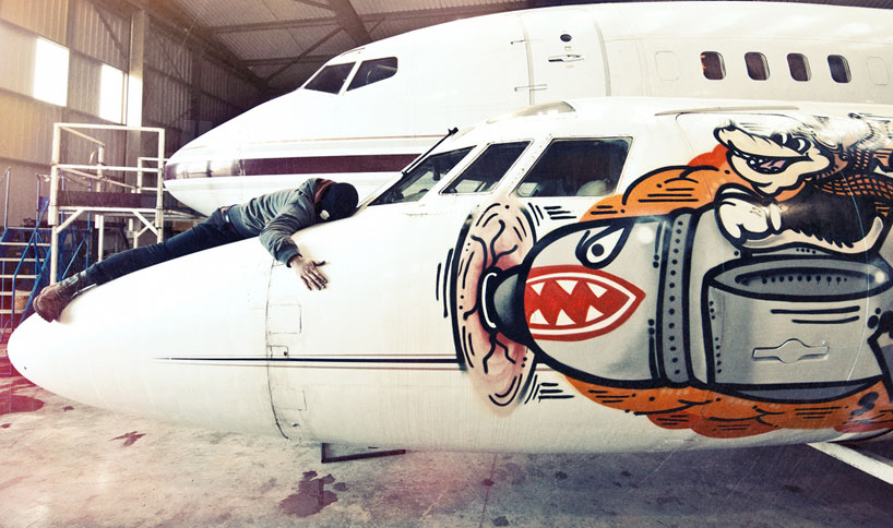 hangfire-painted-plane-designboom-12