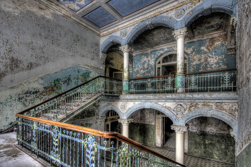 abandoned-places-22-1