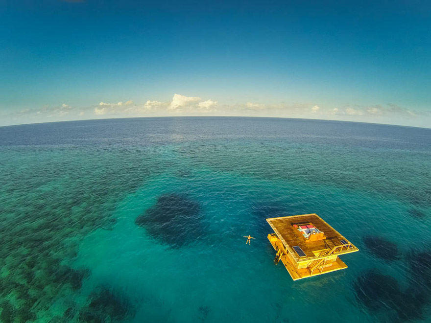 underwater-hotel-the-manta-mikael-genberg-4