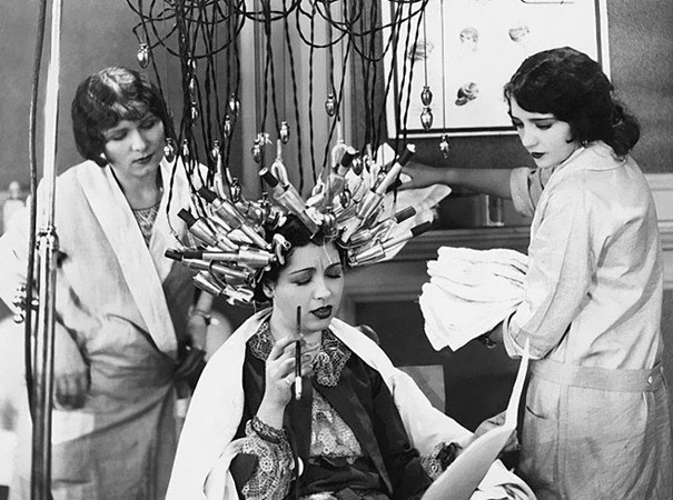 How Beauty Procedures Looked In The 1930s-40s