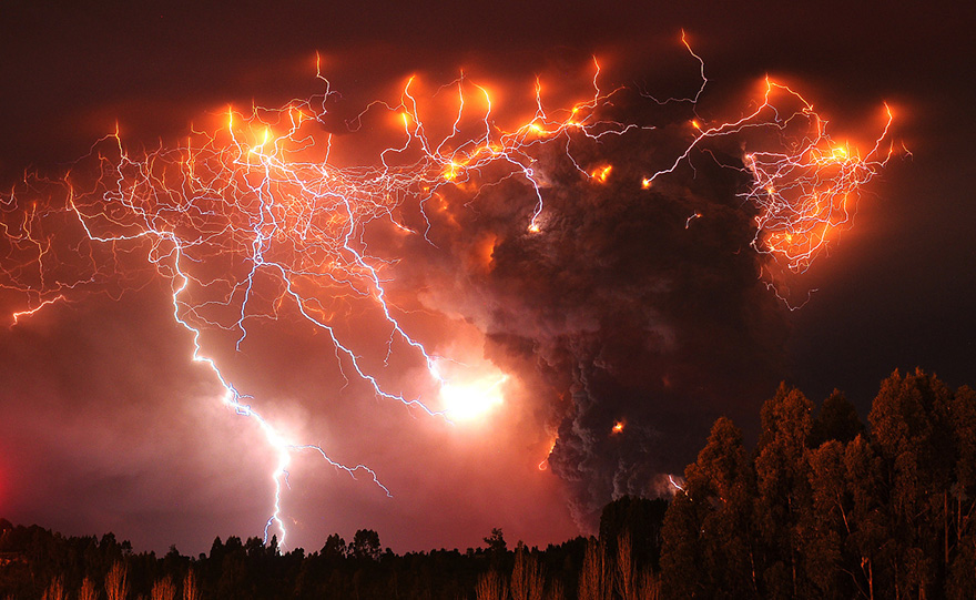 erupted-volcano-chile-francisco-negroni-8