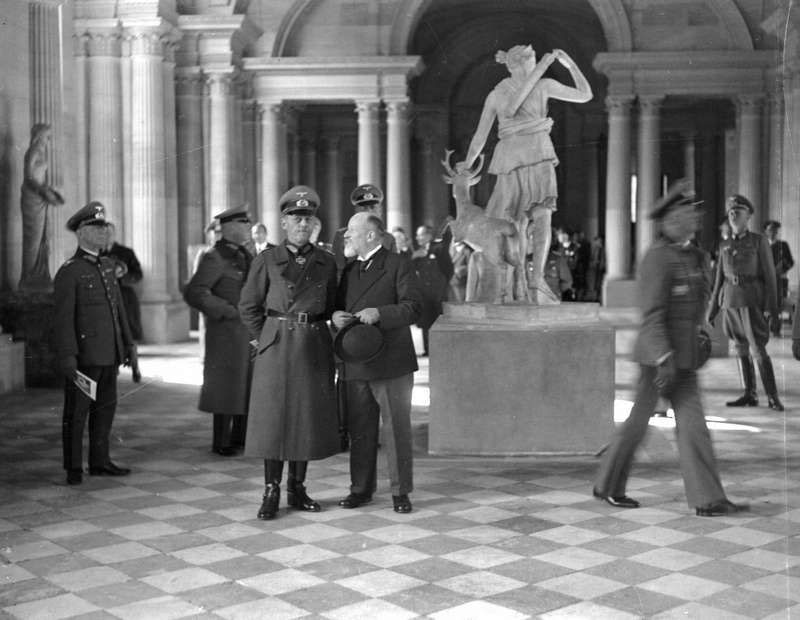 germans-nazis-gerd-von-rundstedt-at-the-louvre