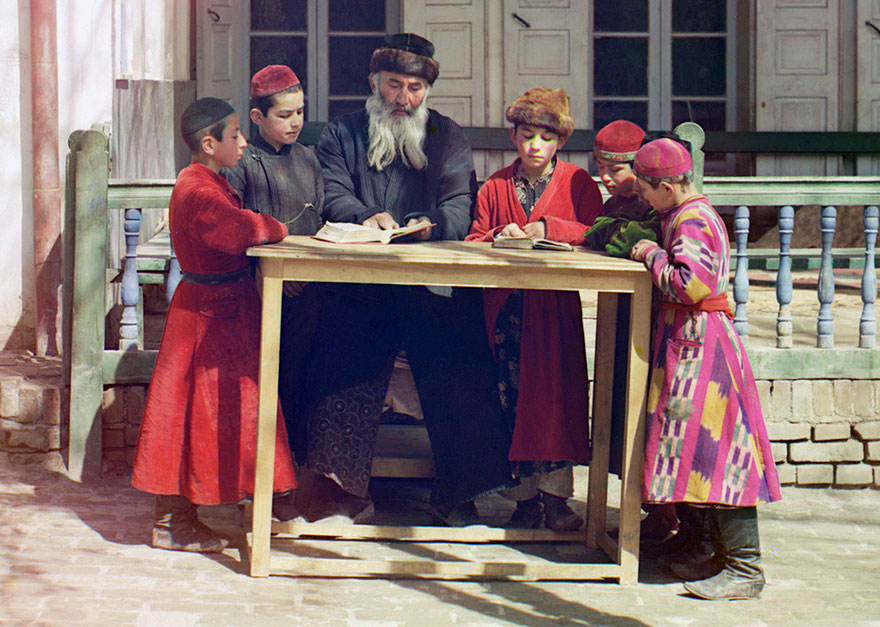 colored-vintage-photos-russia-25