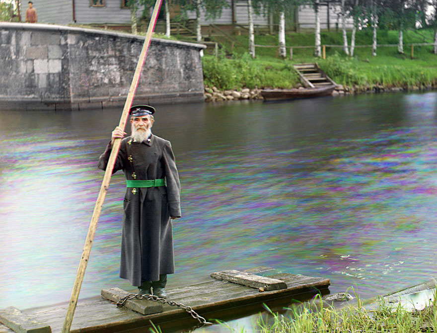 colored-vintage-photos-russia-32