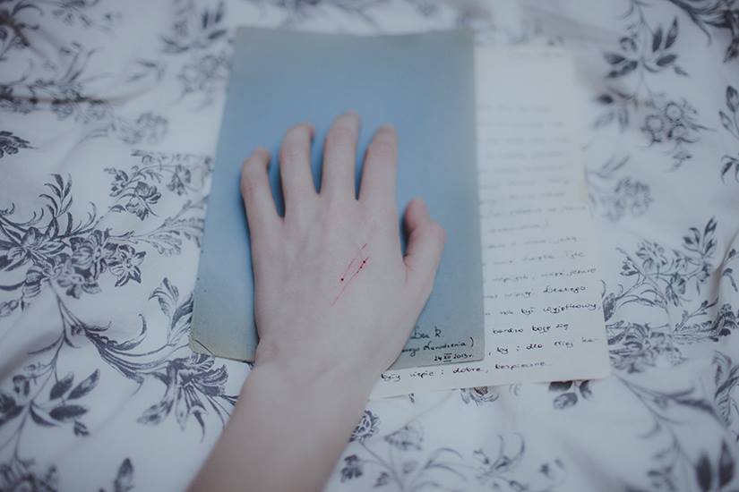 laura makabresku 11