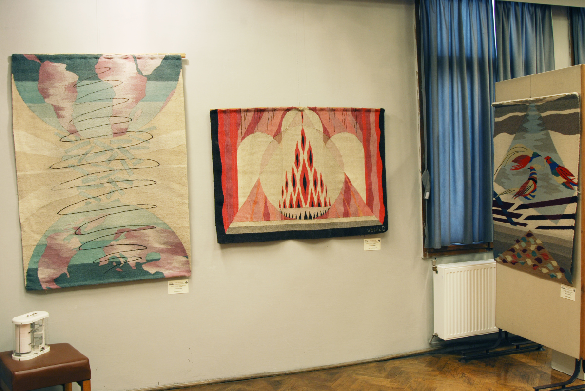 Expozitia de tapiserie BARBAŢI LA RAZBOI (4)