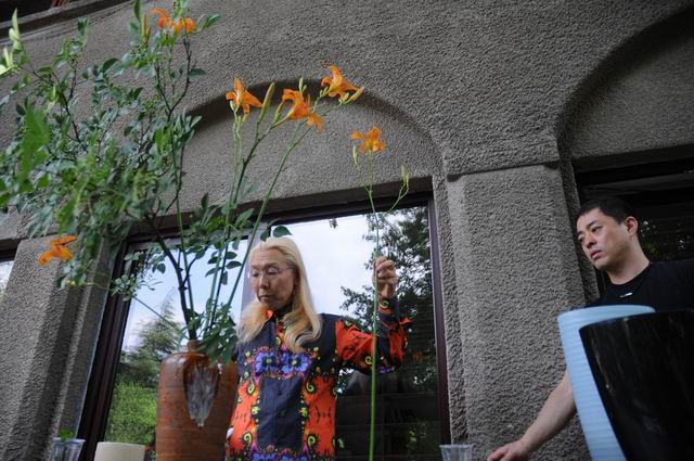 Resize of Shogo Kariyazaki Kariyzaki - ikebana - foto lucian muntean _24