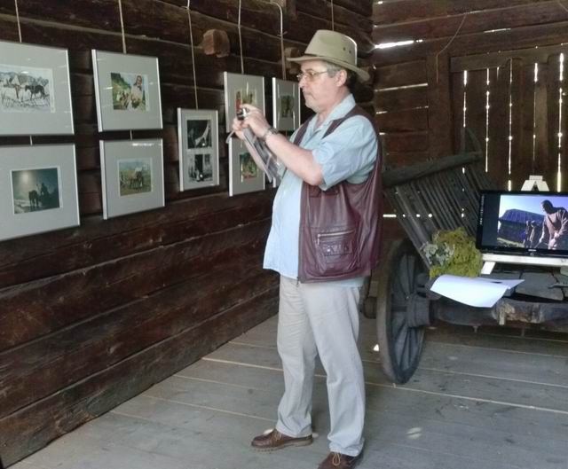 Resize of rogojel - lucian muntean - muzeul satului vernisaj 23