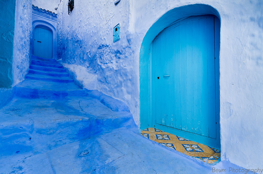 blue-streets-of-chefchaouen-morocco-10