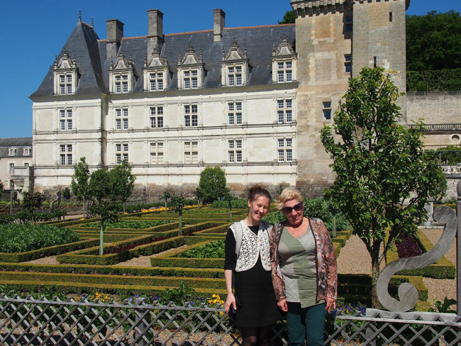 15-mai-2014---Andreea-Foanene-et-Mariana-Gavaza-aux-jardins-de-Villandry