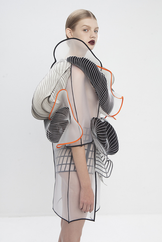 Israeli fashion designer Noa Raviv (6)