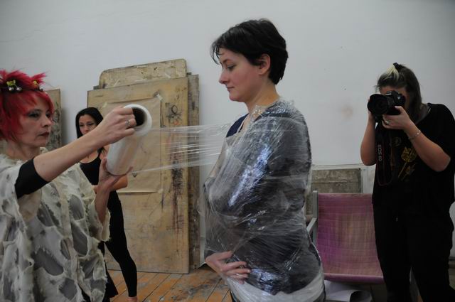 performance - facultatea sculptura foto lucian muntean 13