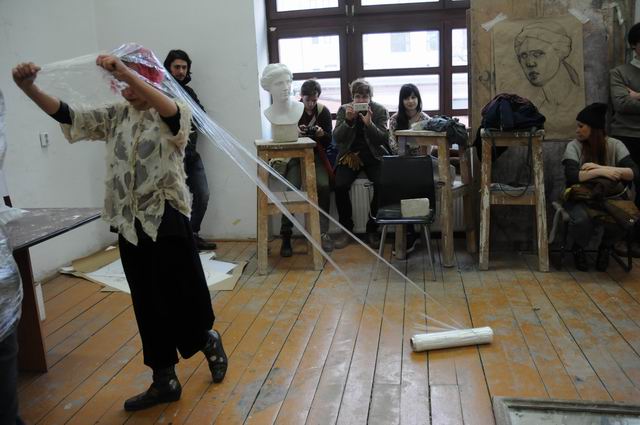 performance - facultatea sculptura foto lucian muntean 19