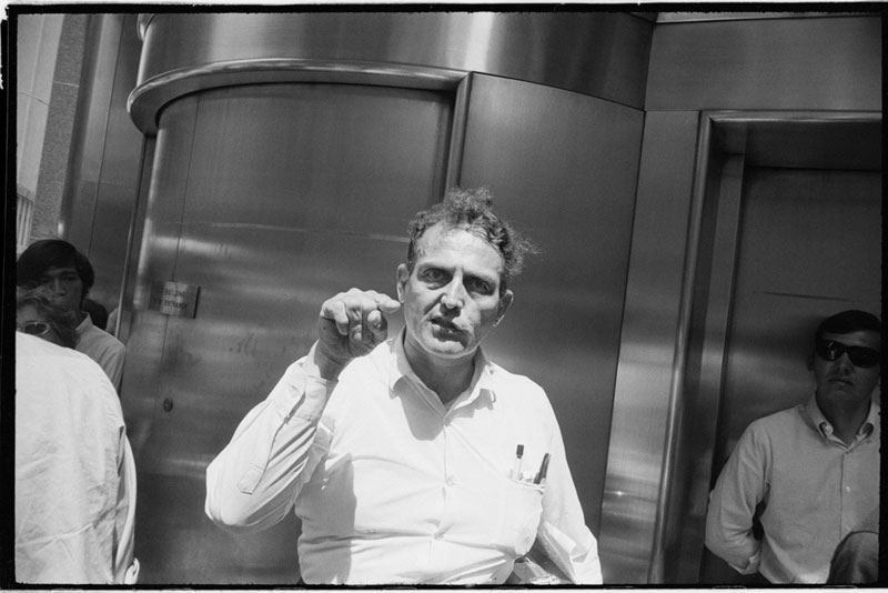 28_sfmoma_Winogrand_NewYork1969