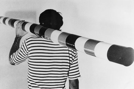 Andrei Cădere, în marea restrospectivă a artei abstracte de la Whitechapel Gallery, Londra