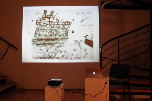 Dan Perjovschi - IEEB6 foto lucian muntean _6797