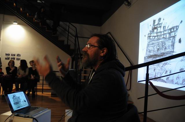 Dan Perjovschi - IEEB6 foto lucian muntean _6799