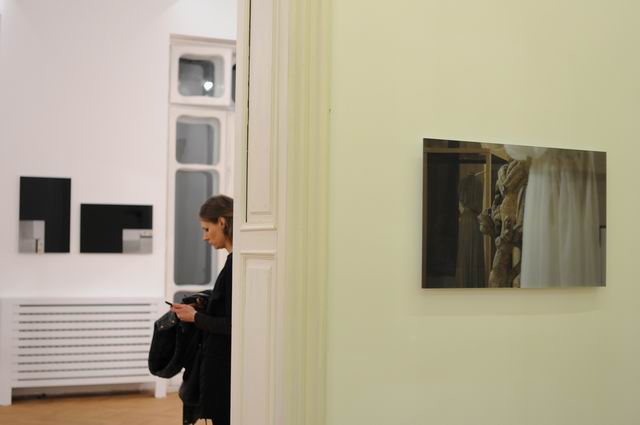 Chloé Quenum - Adrian Dan Minimally Invasive - Galeria Nicodim - foto Lucian Muntean _20