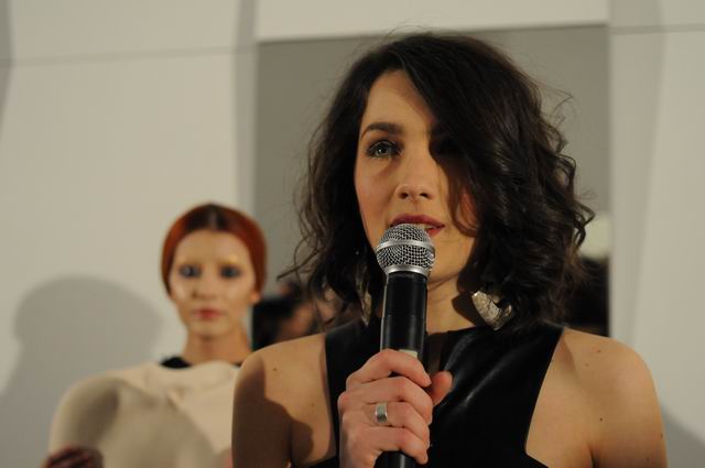 ioana sisea - bleeding gold - galateca - foto lucian muntean 06