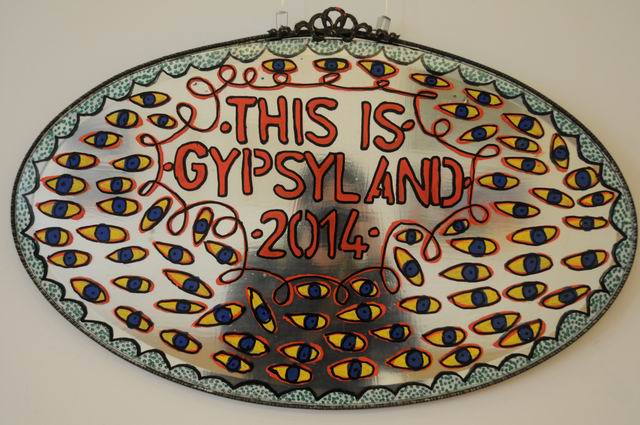 have a look in to my life - roma art exhibition - arcub bucharest - photo lucian muntean_0010