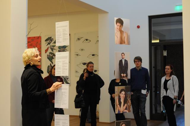 have a look in to my life - roma art exhibition - arcub bucharest - photo lucian muntean_0040