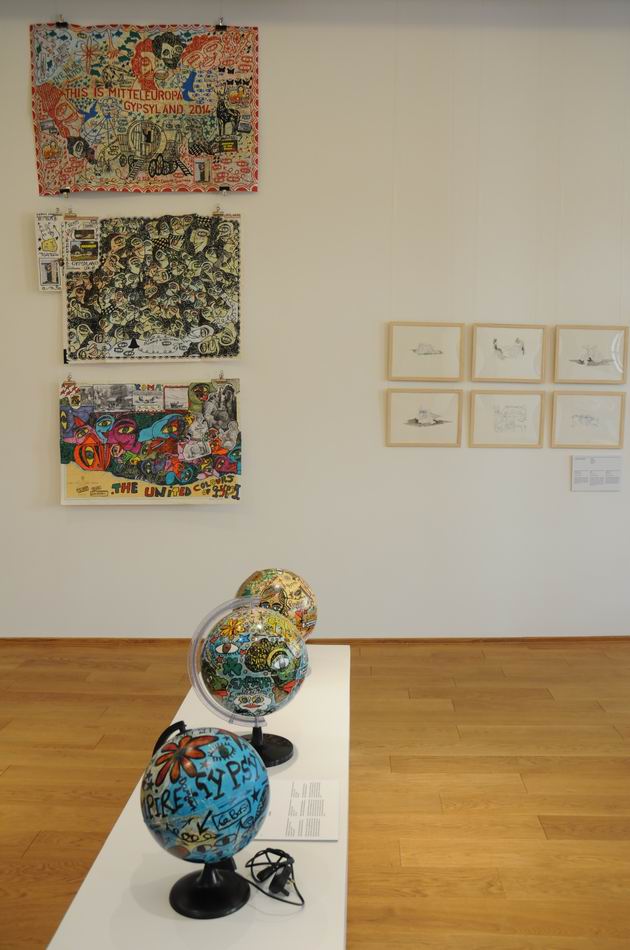 have a look in to my life - roma art exhibition - arcub bucharest - photo lucian muntean_0046