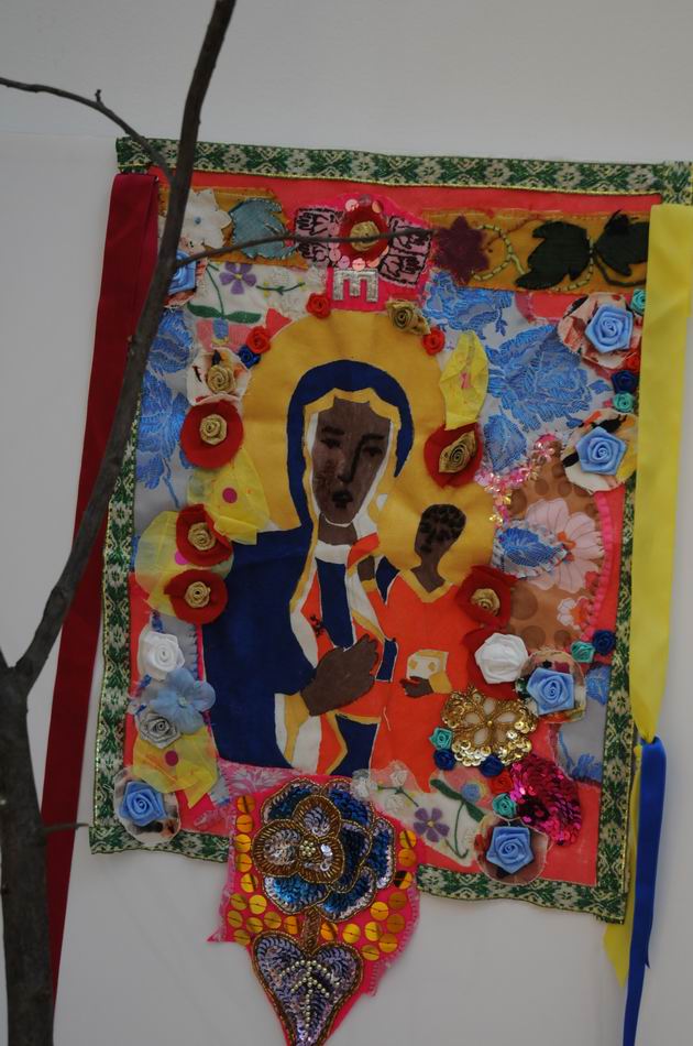 have a look in to my life - roma art exhibition - arcub bucharest - photo lucian muntean_0060