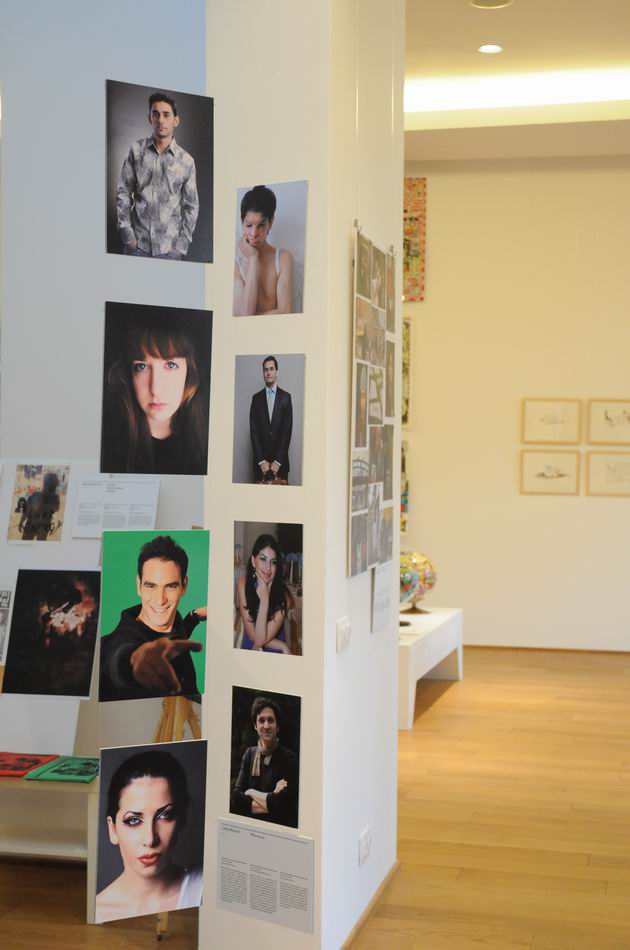 have a look in to my life - roma art exhibition - arcub bucharest - photo lucian muntean_0074