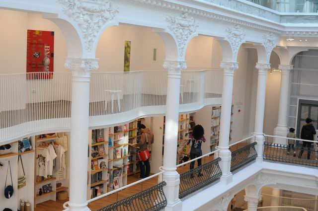 teodor graur - caturesti foto lucian muntean _0013