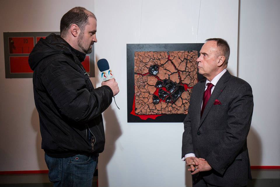 RED - gallery 0005