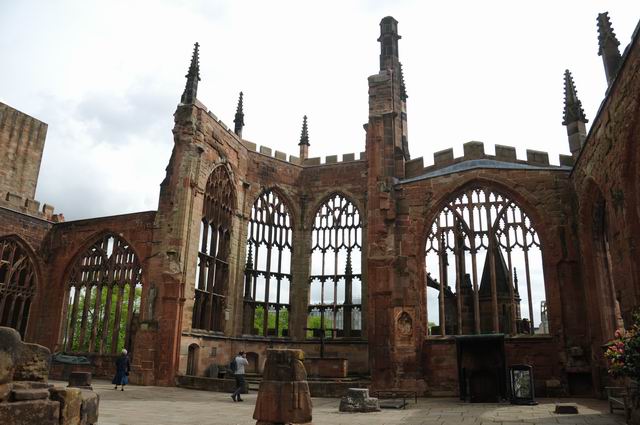 Coventry Cathedral UK - pfoto Lucian Muntean 16