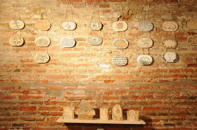 eugenia pop - ceramica - habitat cu semne - raluca baloiu - foto lucian muntean_0007