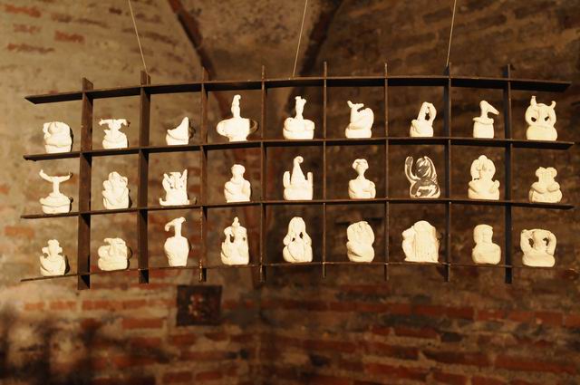 eugenia pop - ceramica - habitat cu semne - raluca baloiu - foto lucian muntean_0038