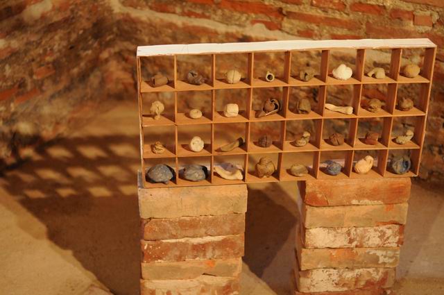 eugenia pop - ceramica - habitat cu semne - raluca baloiu - foto lucian muntean_0044